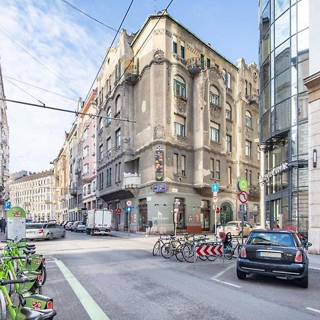 Very Central - Small Studio For Solo Traveller Budapest Kültér fotó