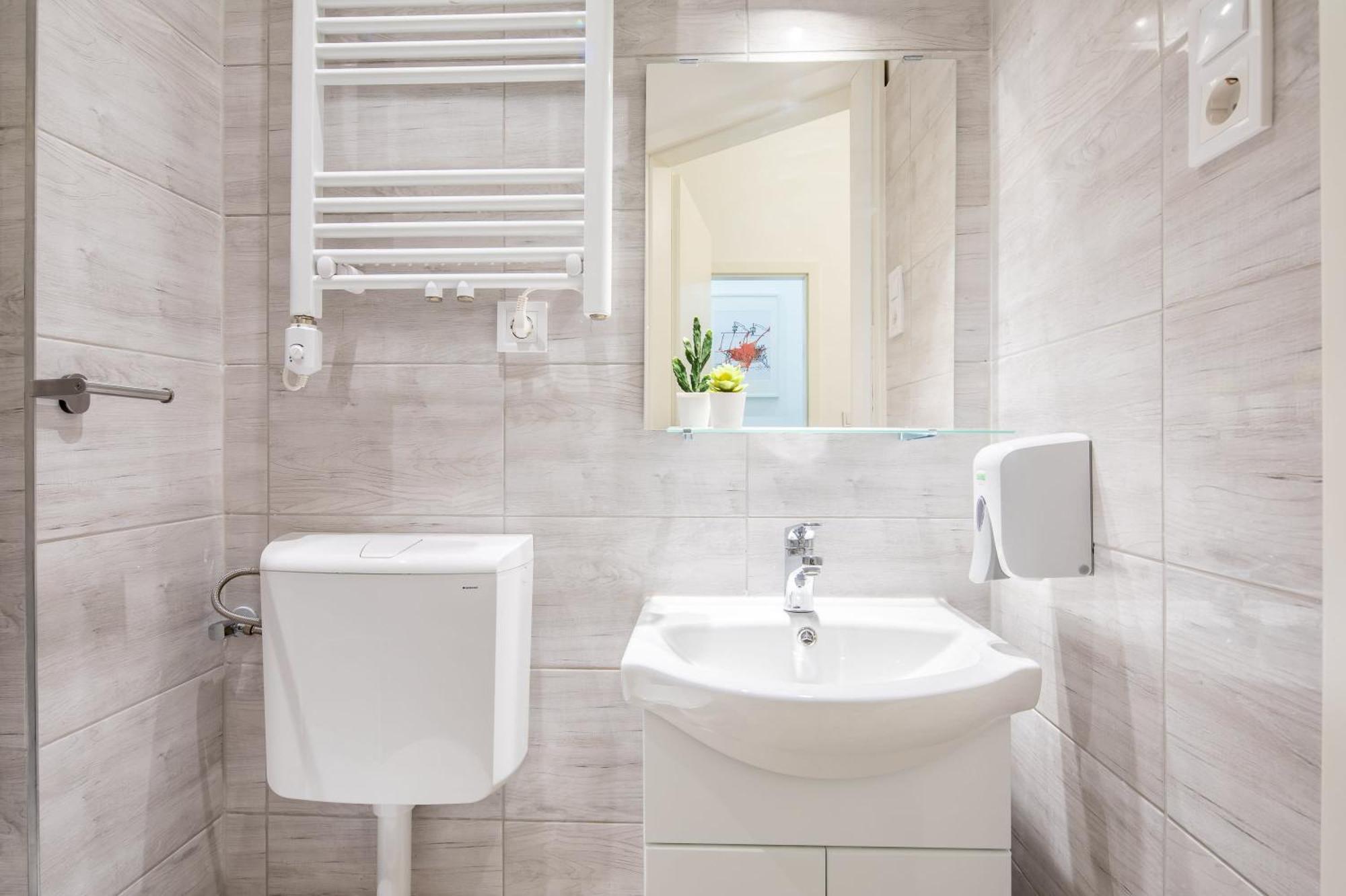 Very Central - Small Studio For Solo Traveller Budapest Kültér fotó